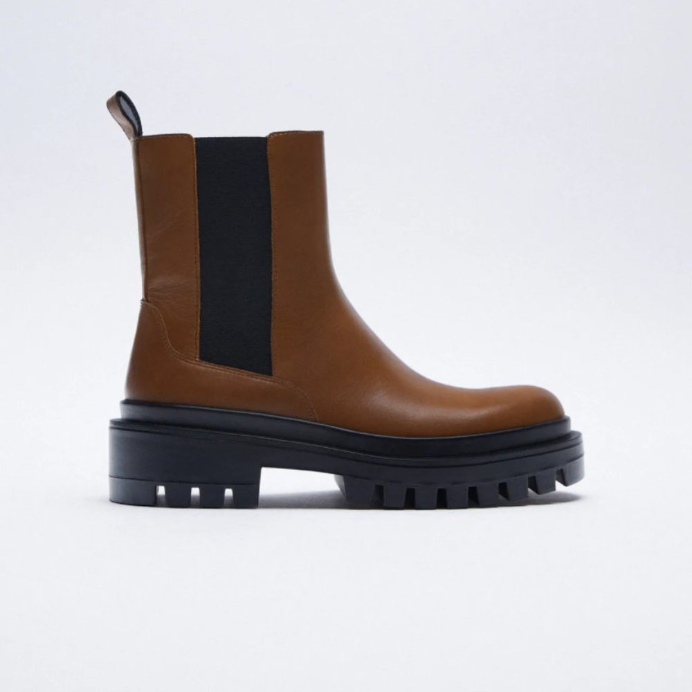 Zara Low Heeled Lug Sole Leather Ankle Boots EU 37